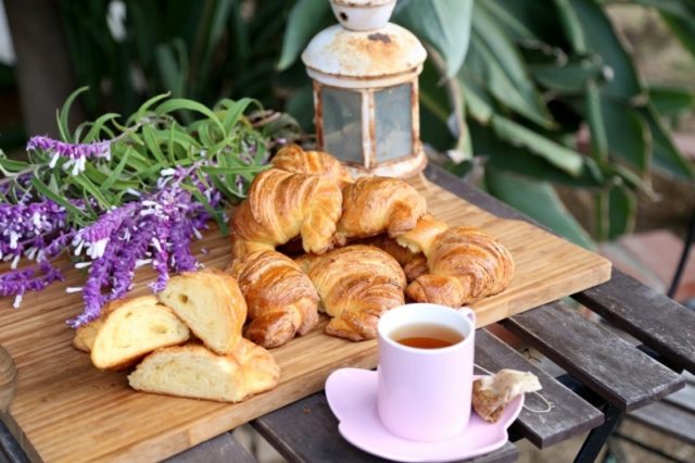 Quick Croissant Recipe - Պանրով Կրուասան