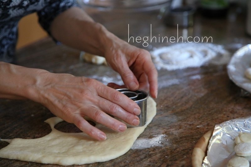 Sugar Glazed Doughnuts Recipe - Pishki - Пышки