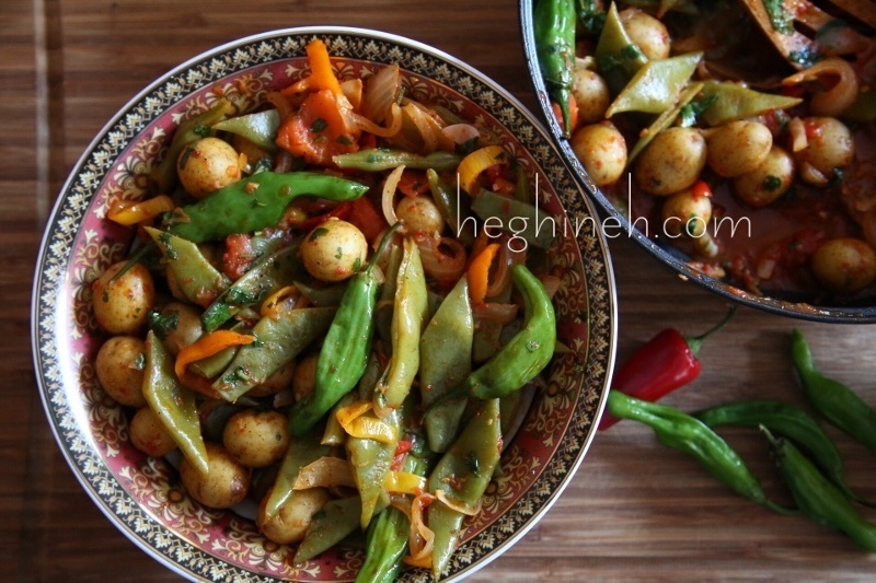Green Beans and Potatoes in Tomato Sauce