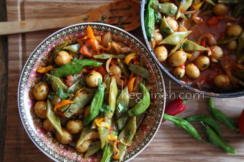 Green Beans and Potatoes in Tomato Sauce