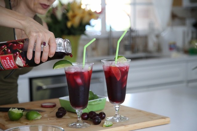 How to Make Dried Cherries