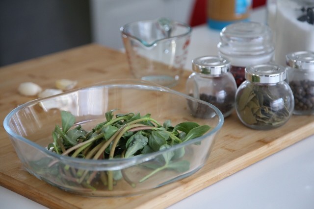 Pickled Purslane Recipe - Armenian Food