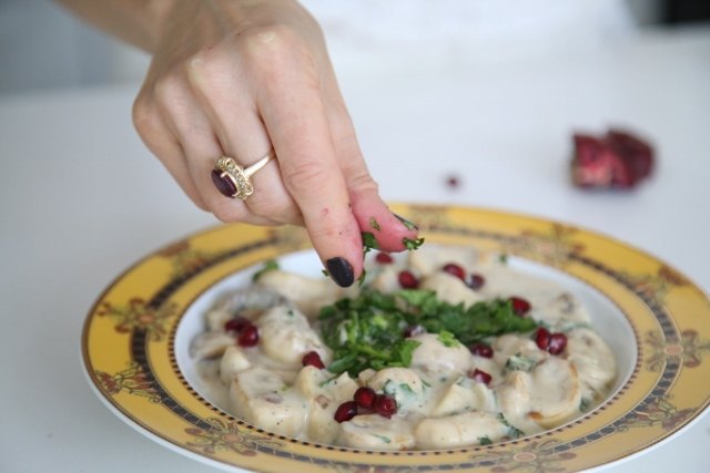 Sour Cream Mushrooms Recipe - Armenian Cuisine