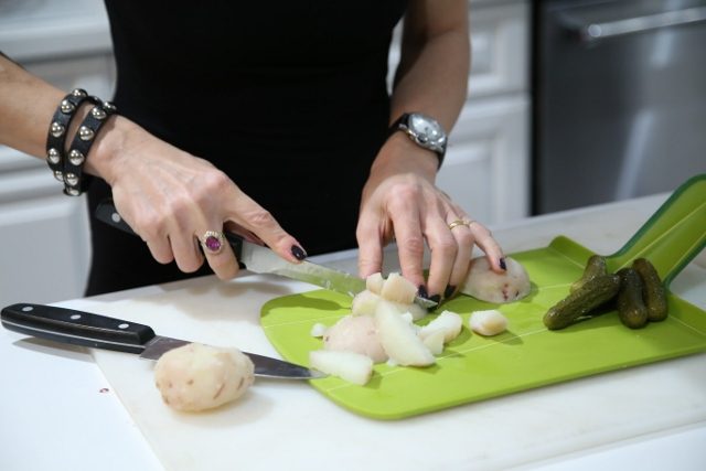 Salad Oliver Recipe - Աղցան Օլիվյե